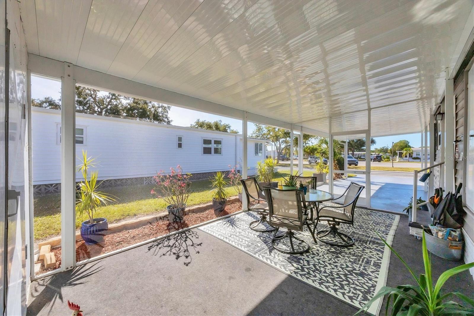 OAKWOOD MANOR - Residential