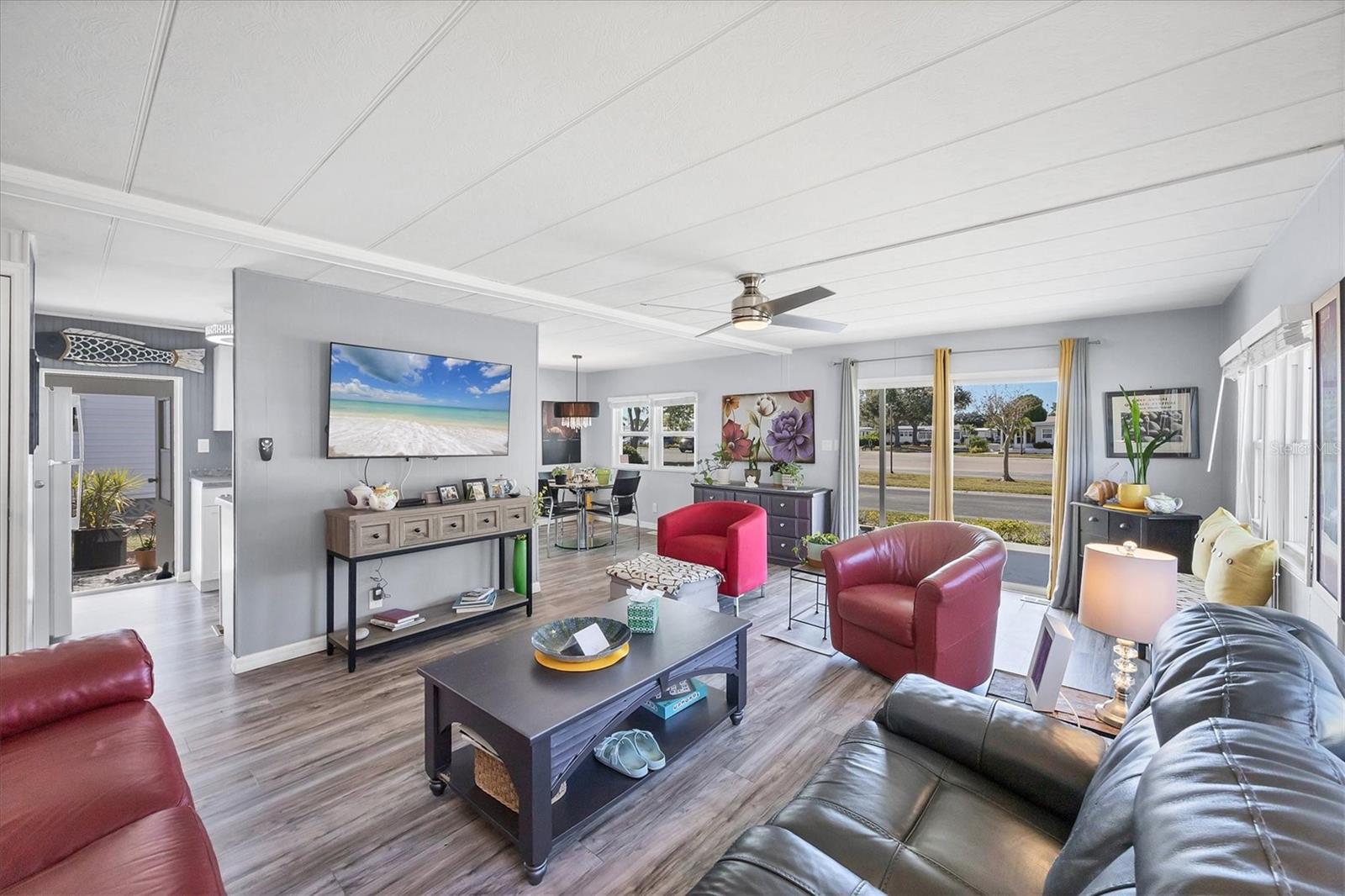 OAKWOOD MANOR - Residential