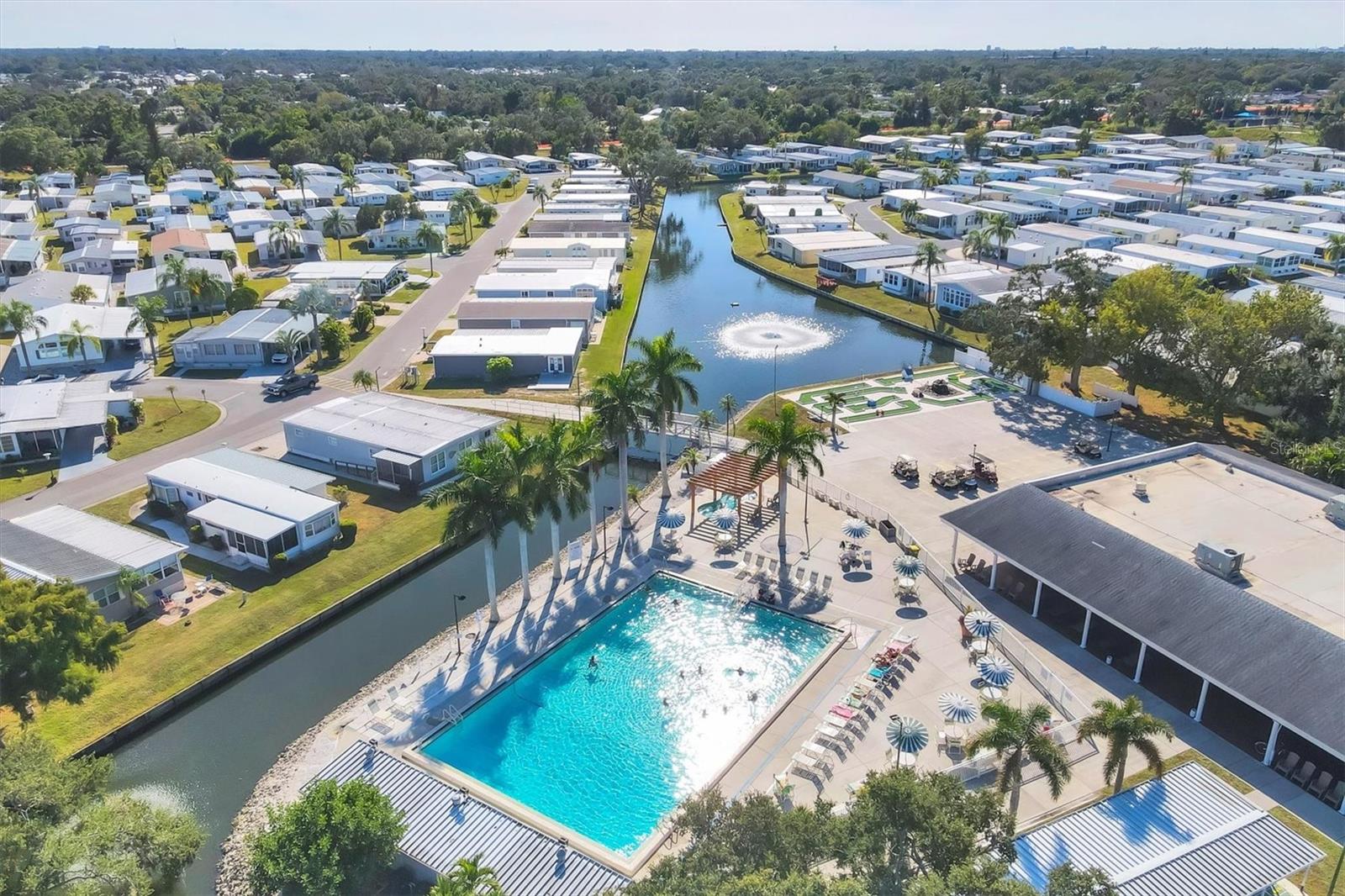 OAKWOOD MANOR - Residential