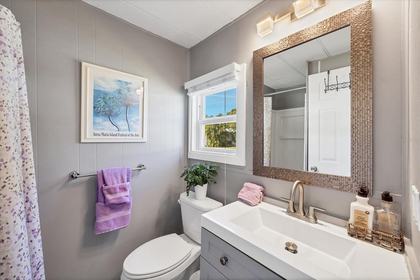 OAKWOOD MANOR - Residential