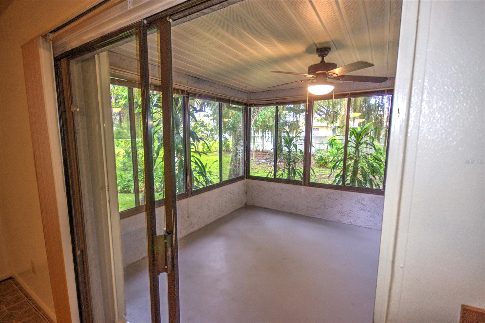 Florida Shores 01 - Residential