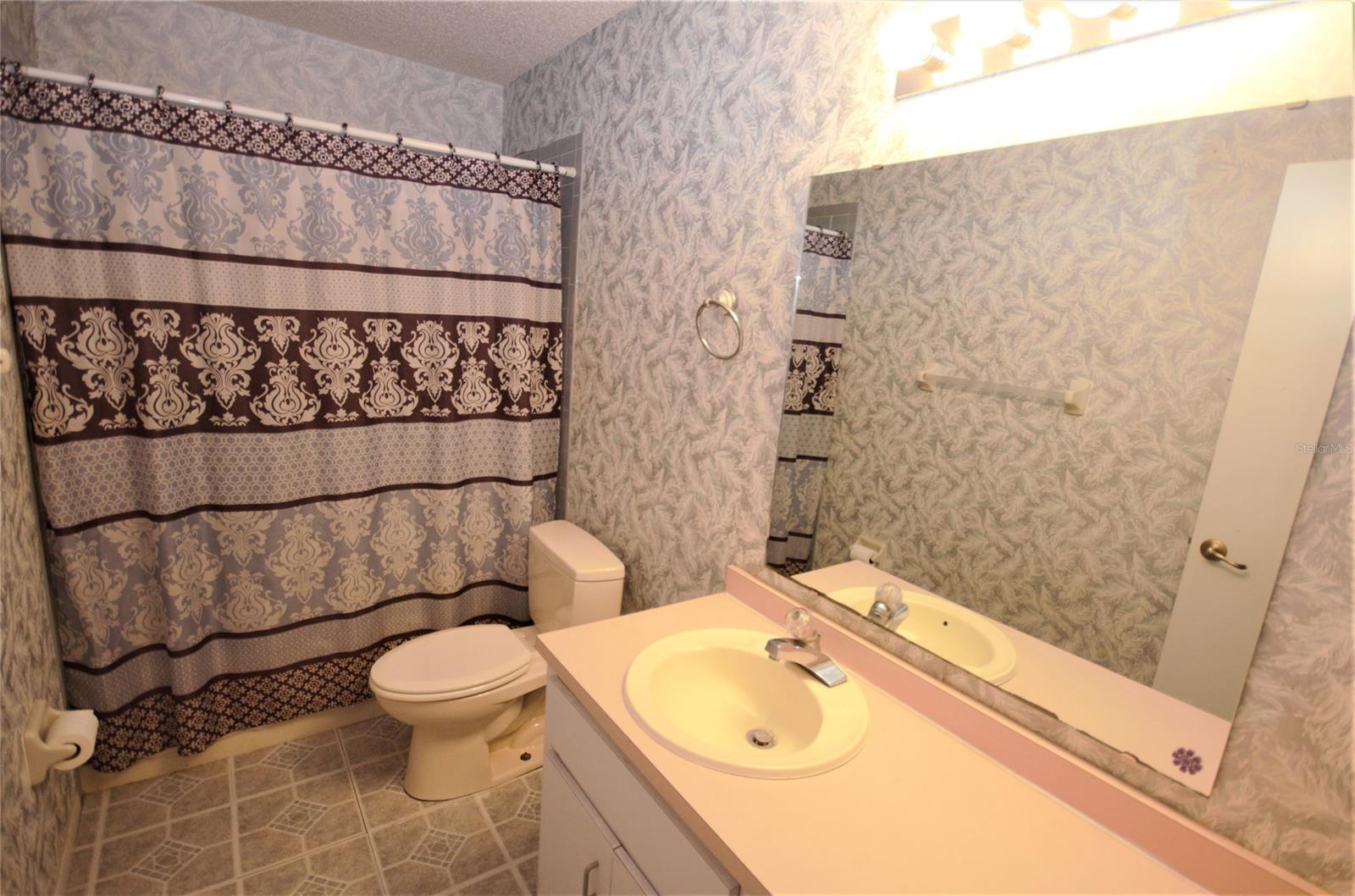 Florida Shores 01 - Residential