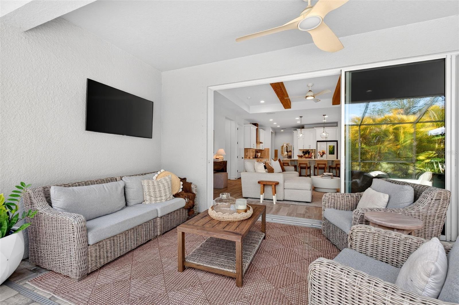 WOODLEAF HAMMOCK IN LAKEWOOD RANCH - Residential