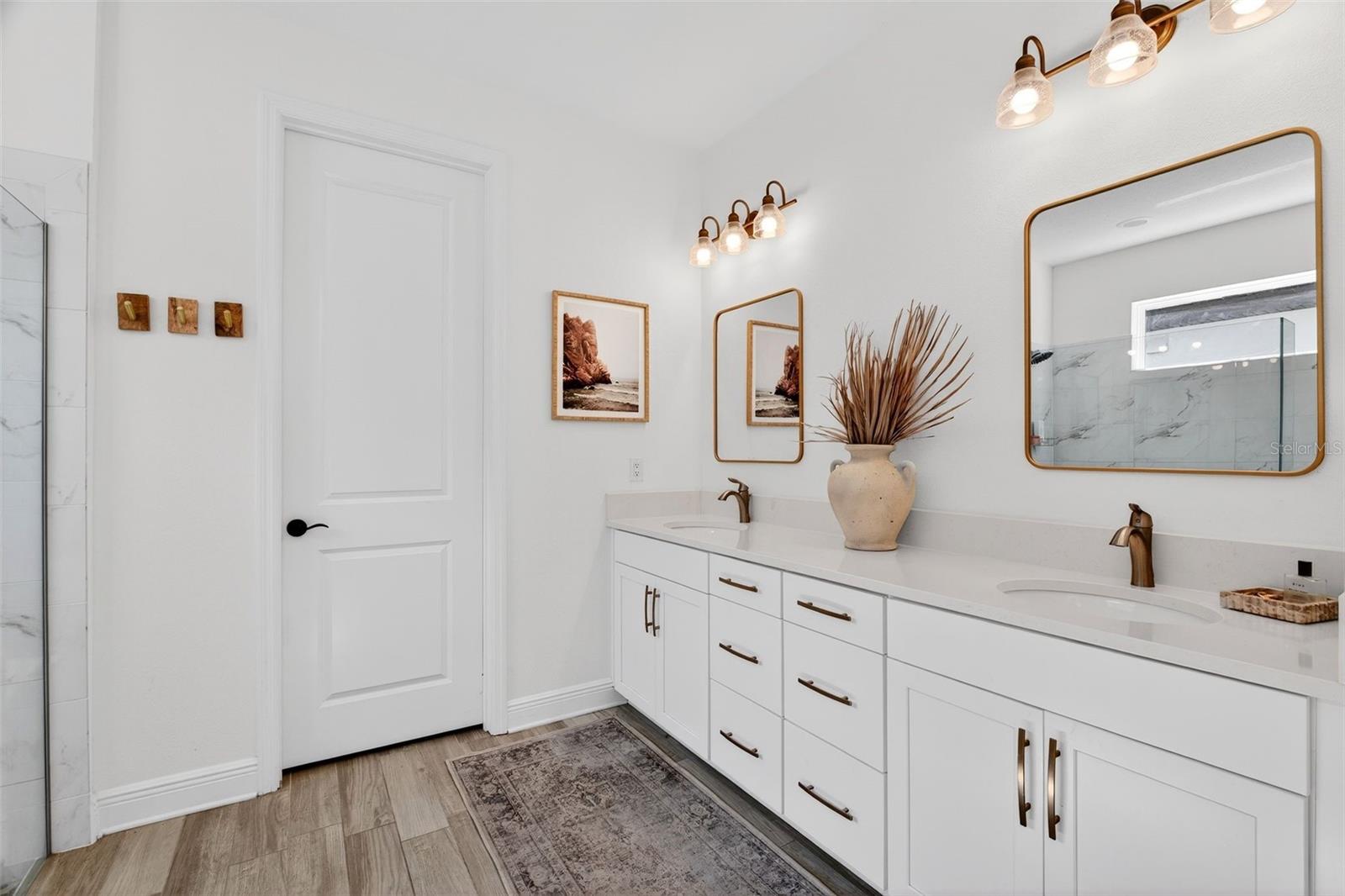 WOODLEAF HAMMOCK IN LAKEWOOD RANCH - Residential