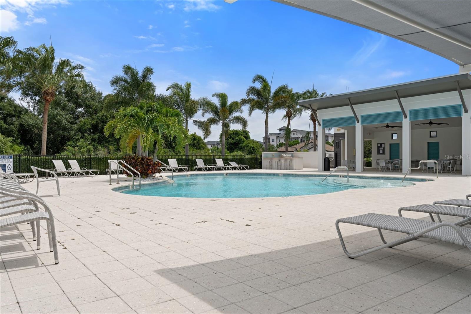 WOODLEAF HAMMOCK IN LAKEWOOD RANCH - Residential