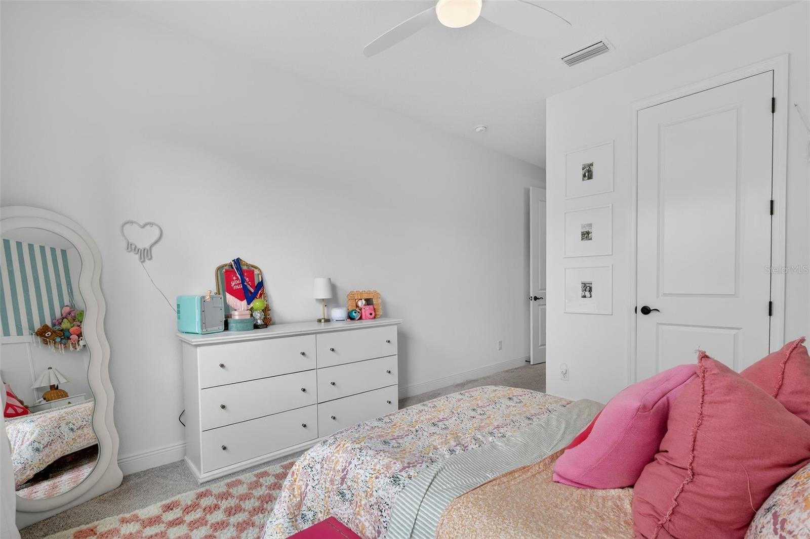 WOODLEAF HAMMOCK IN LAKEWOOD RANCH - Residential