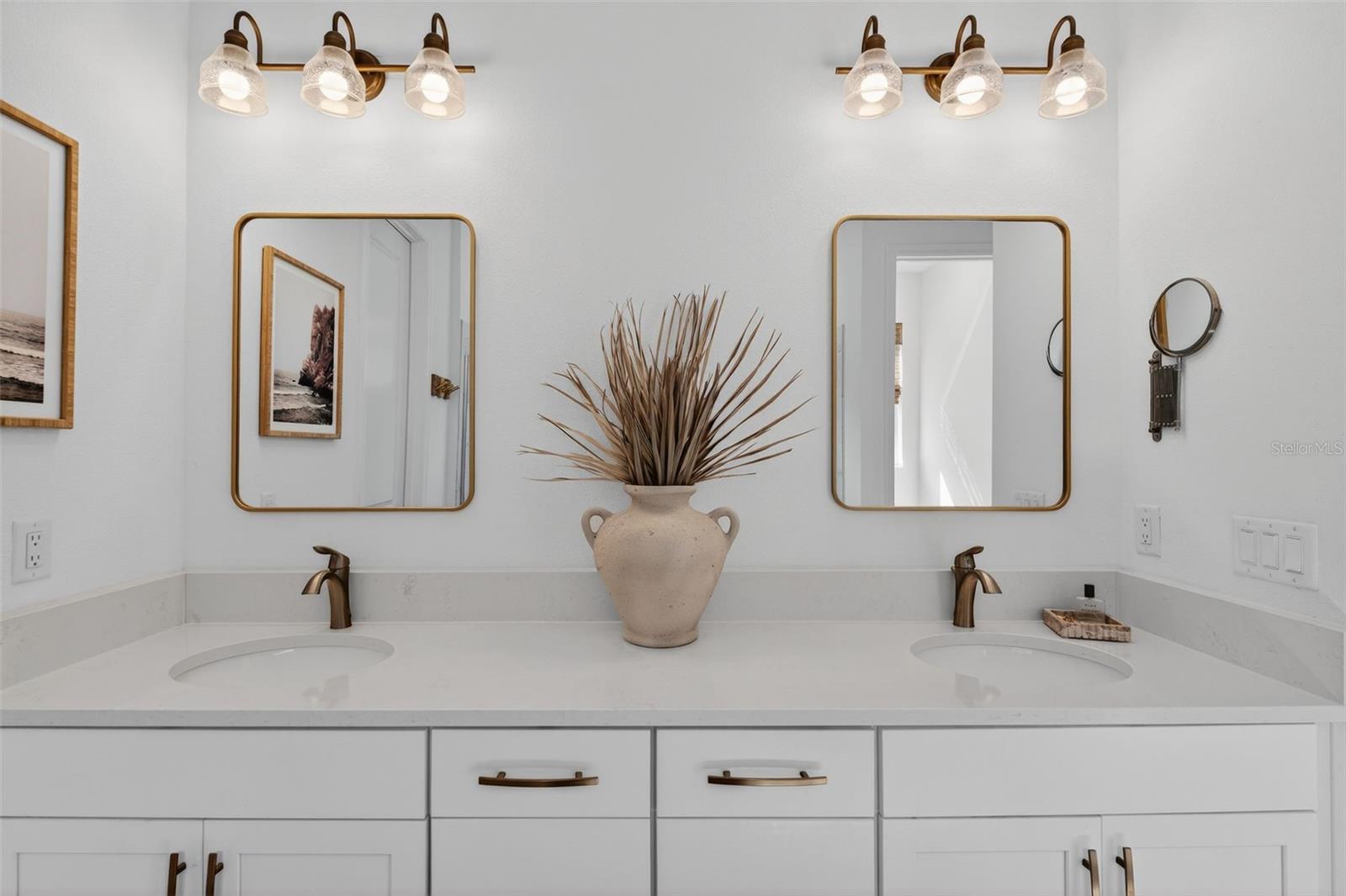 WOODLEAF HAMMOCK IN LAKEWOOD RANCH - Residential