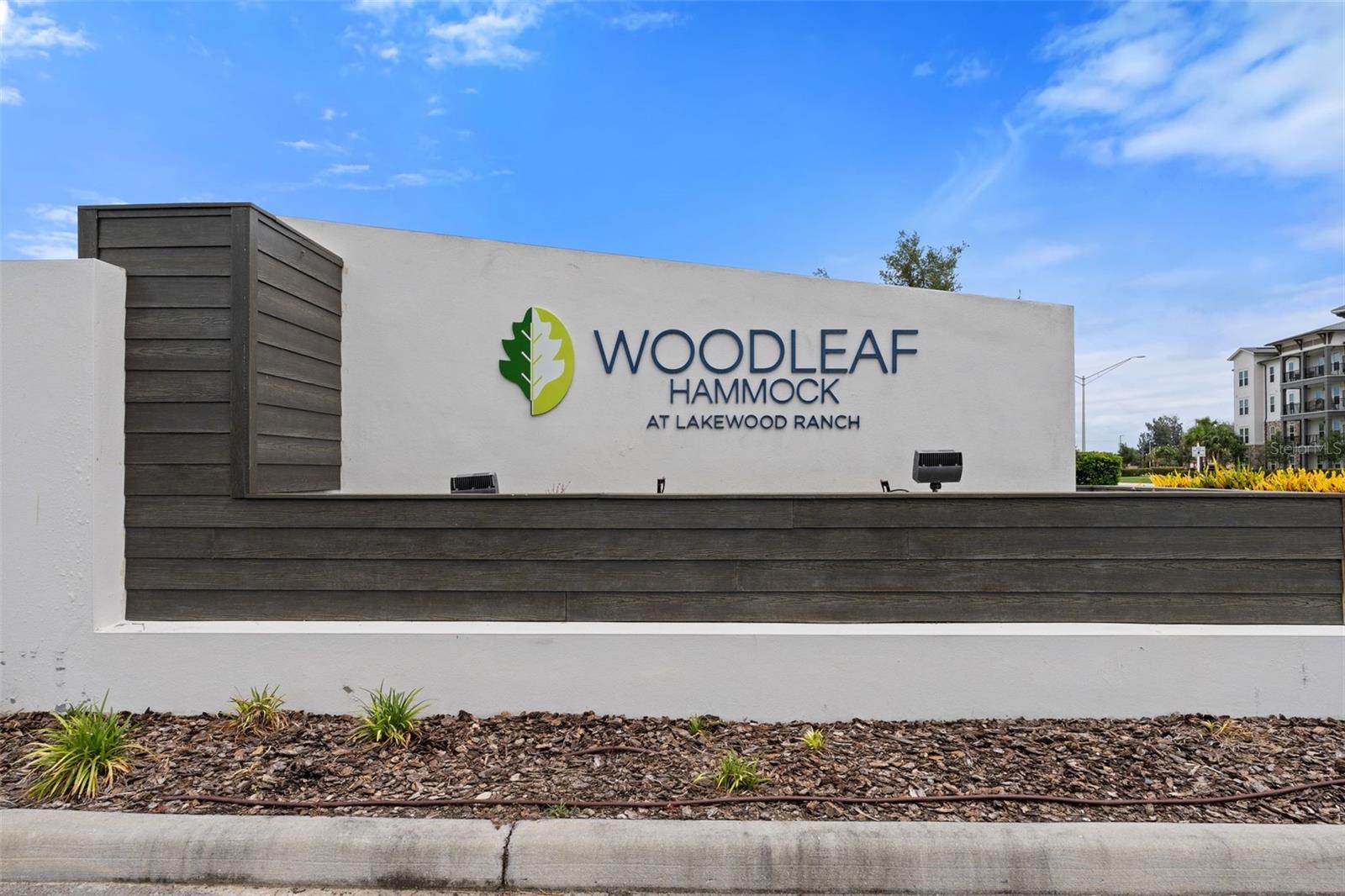 WOODLEAF HAMMOCK IN LAKEWOOD RANCH - Residential