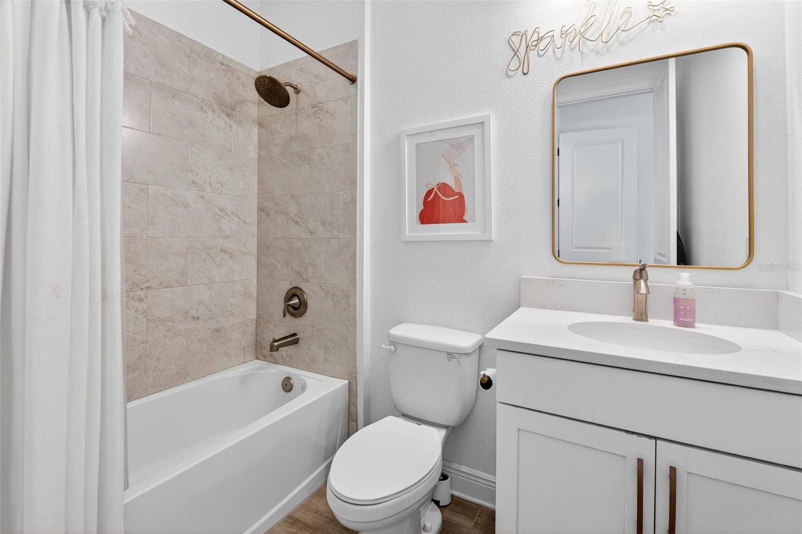 WOODLEAF HAMMOCK IN LAKEWOOD RANCH - Residential