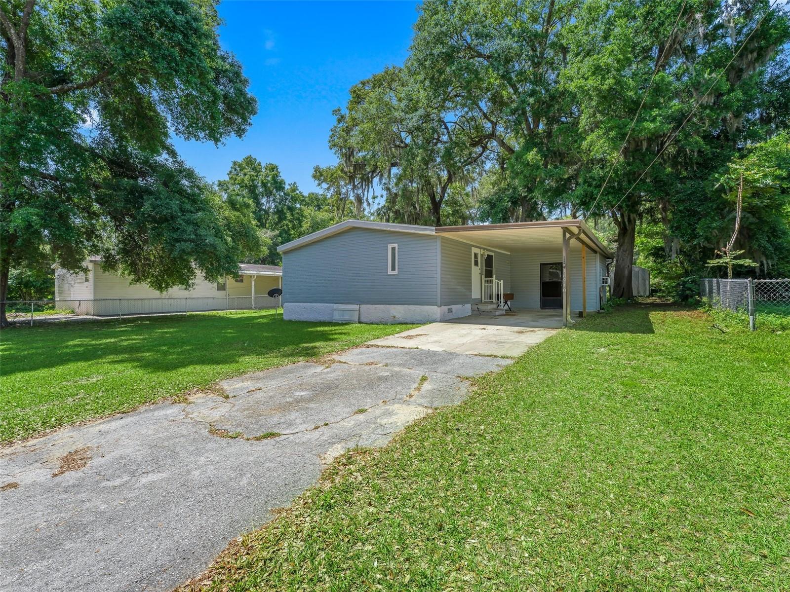 View SUMMERFIELD, FL 34491 mobile home