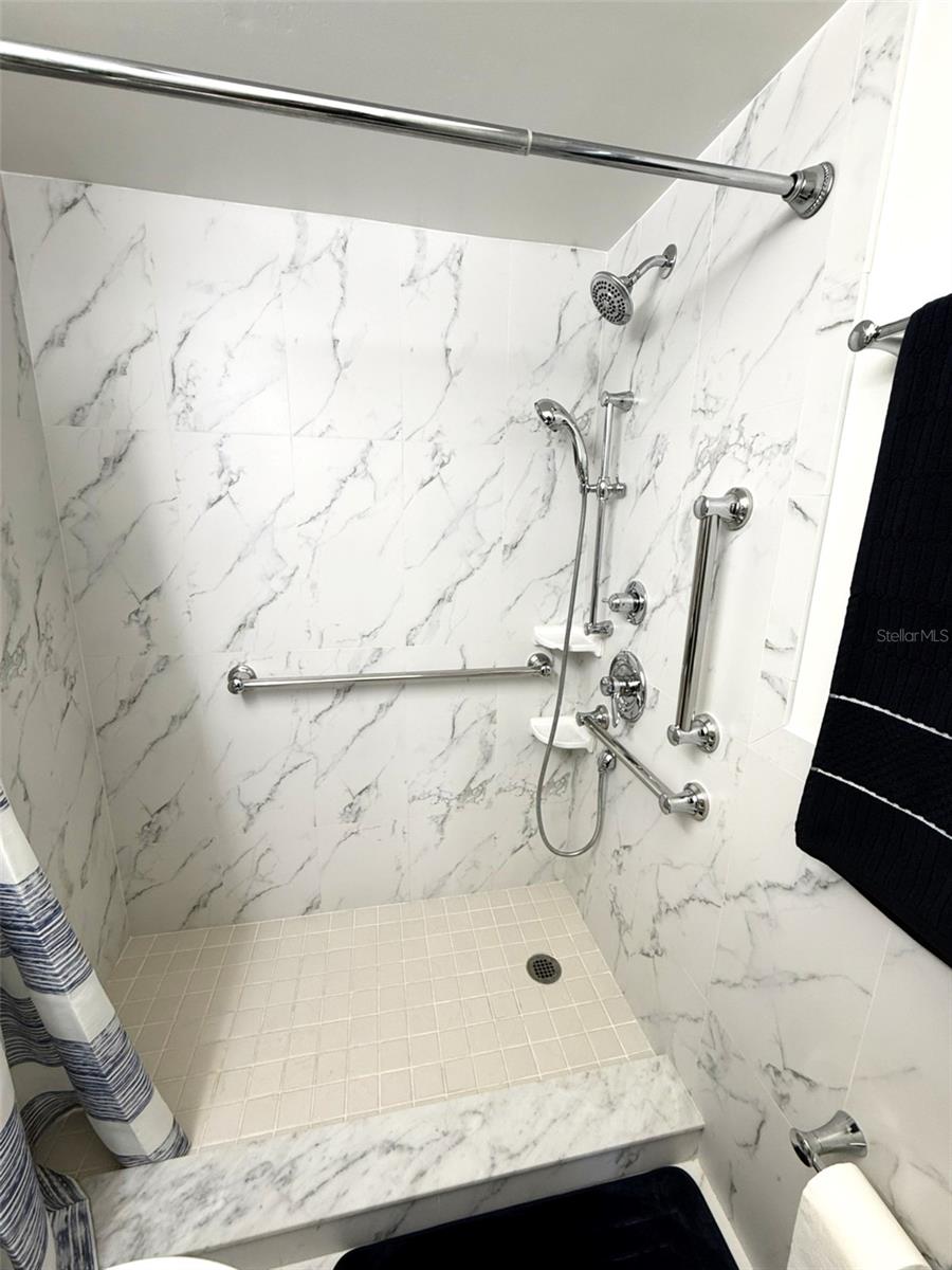 GULF HARBORS CONDO - Residential