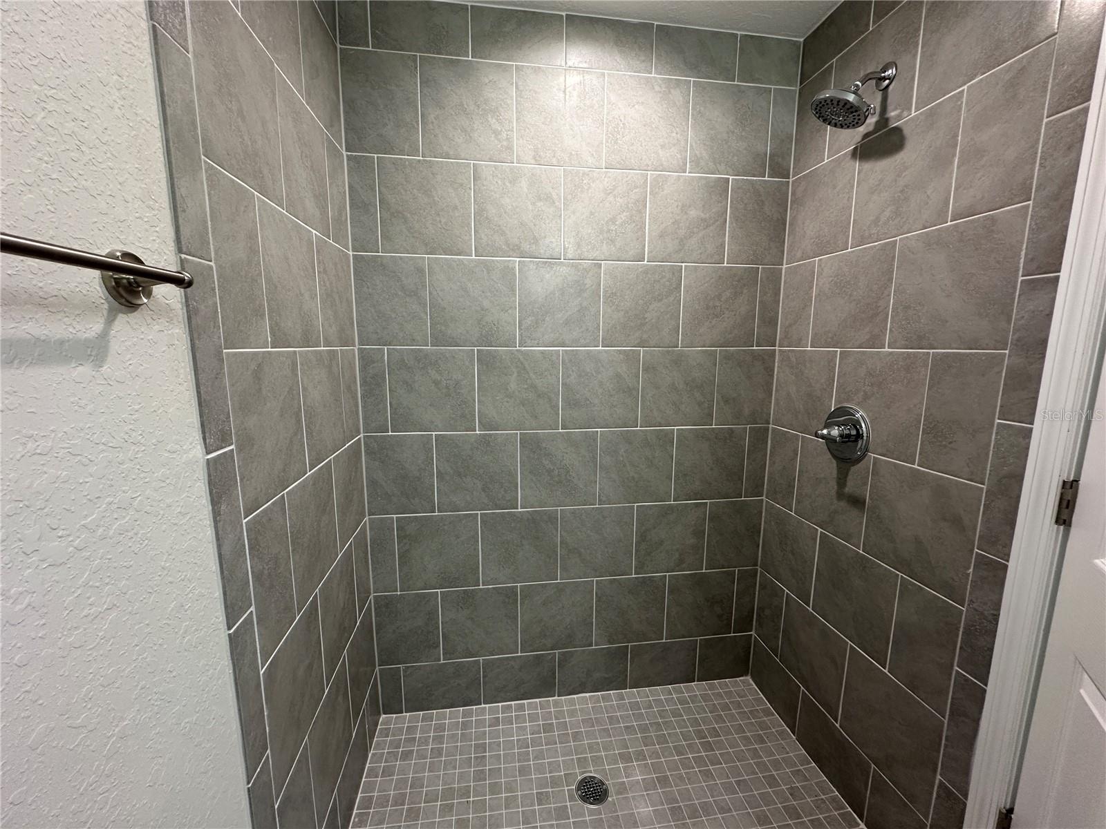 DUNNELLON OAKS - Residential