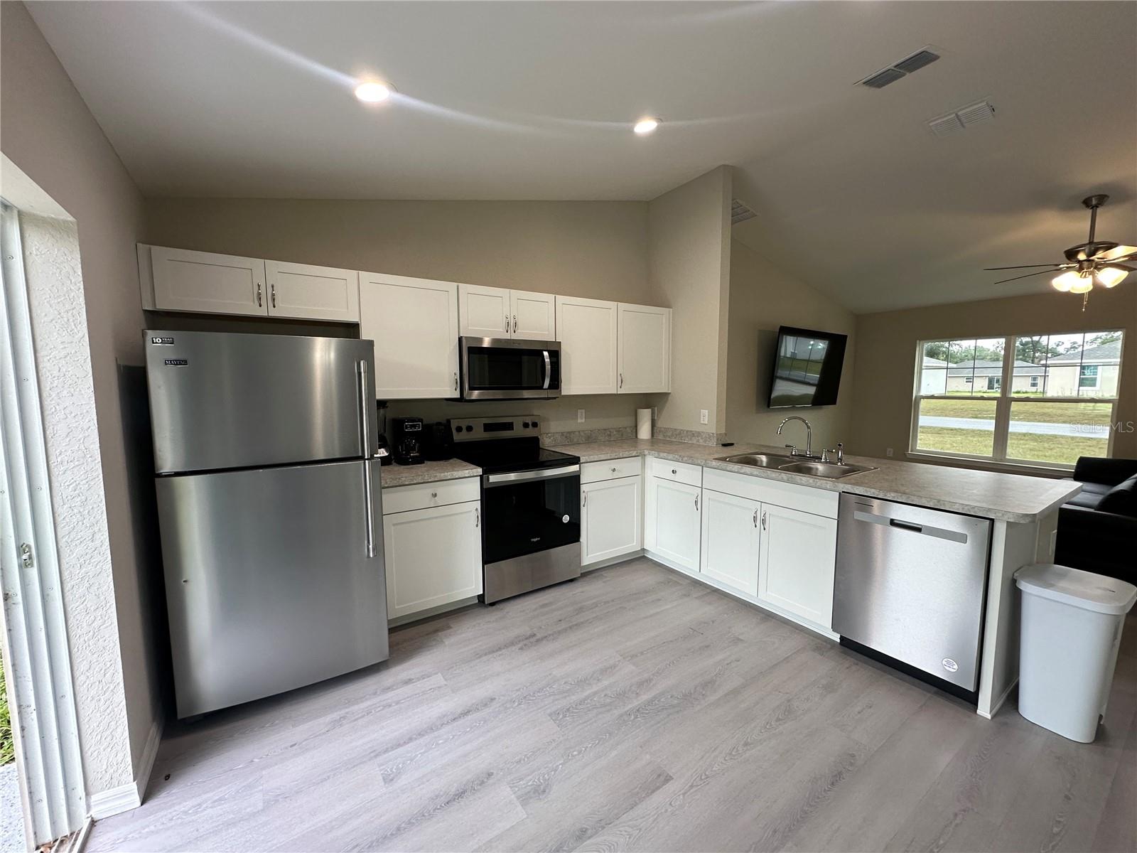 DUNNELLON OAKS - Residential