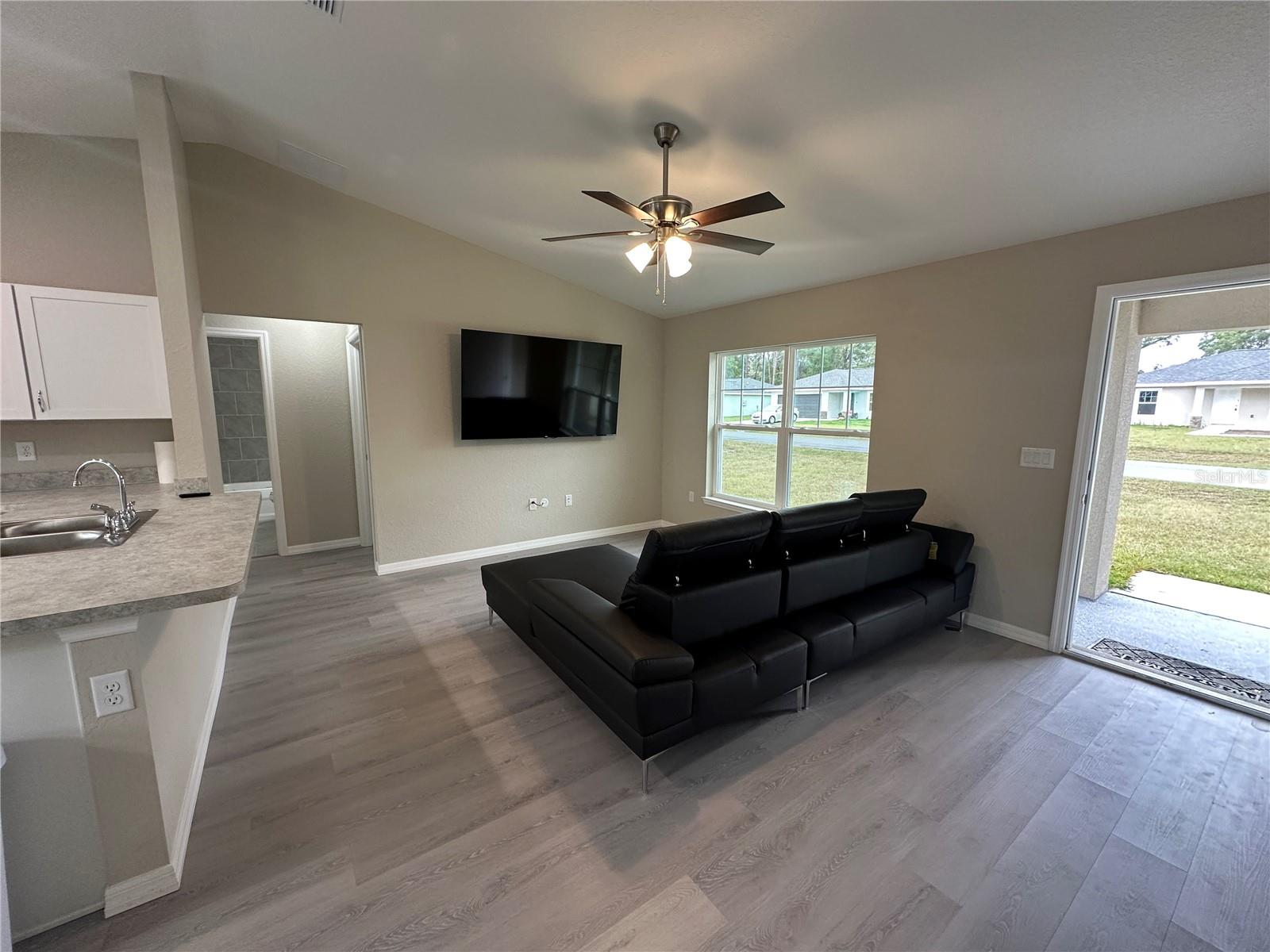 DUNNELLON OAKS - Residential