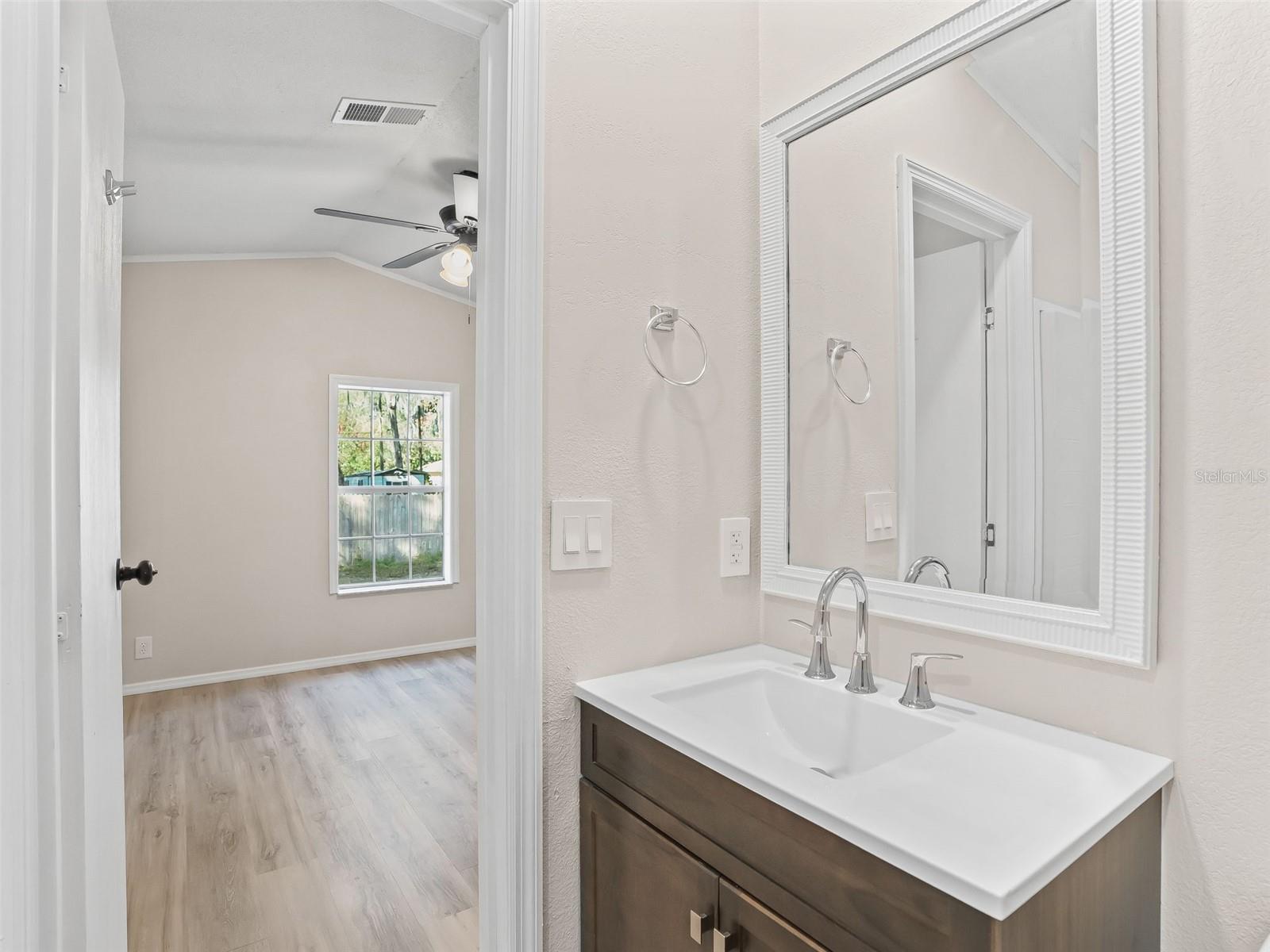 OLIVE PALM - Residential