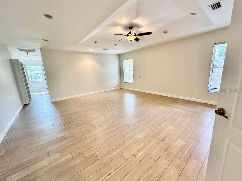 SINGLETARYS SUB - Residential