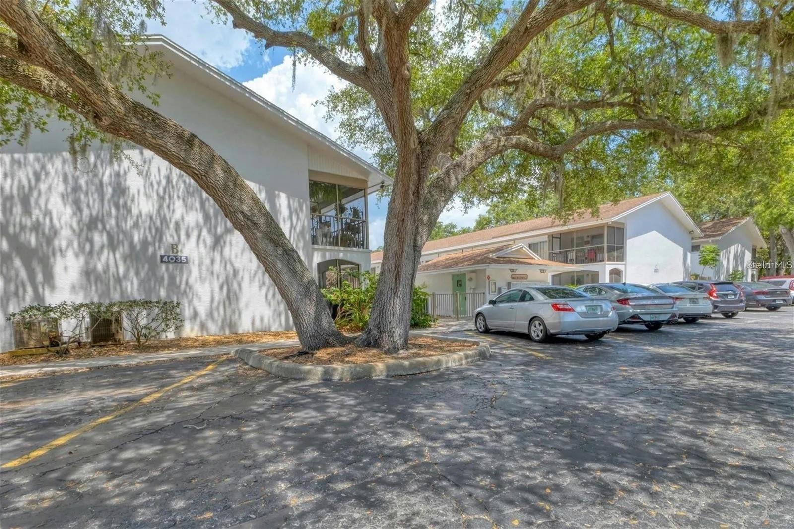OAKWOOD GARDENS - Residential