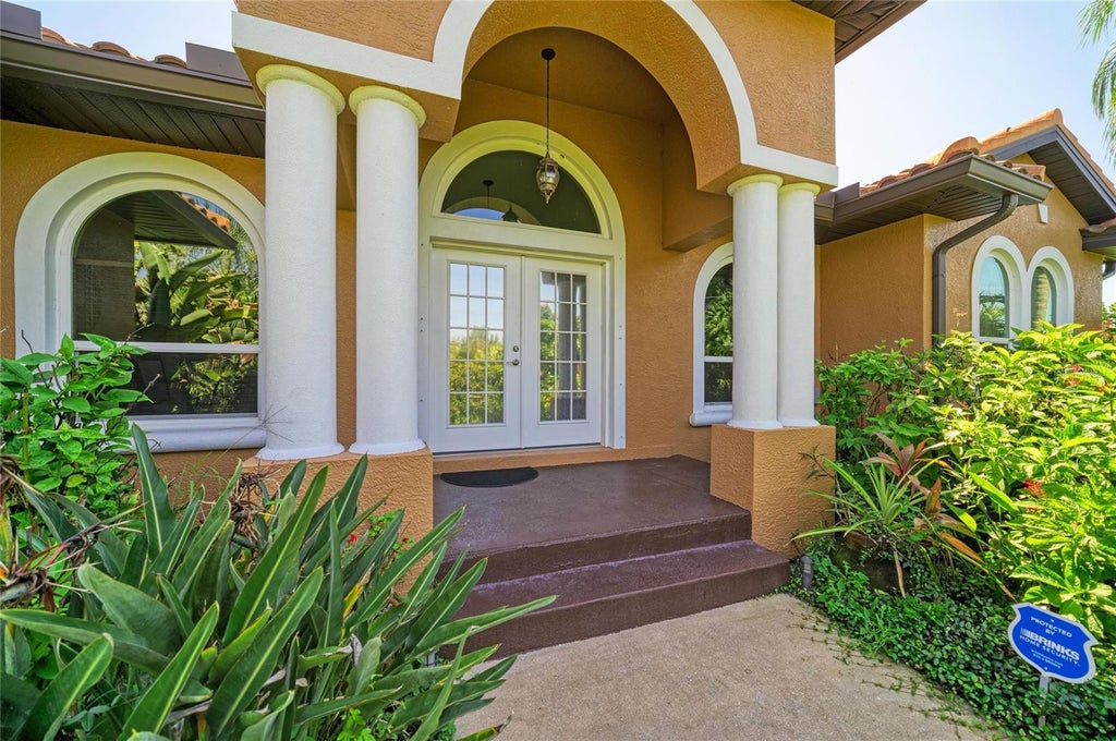 Photo of 28 Par View Road, Rotonda West, FL 33947 (MLS # A4709099)