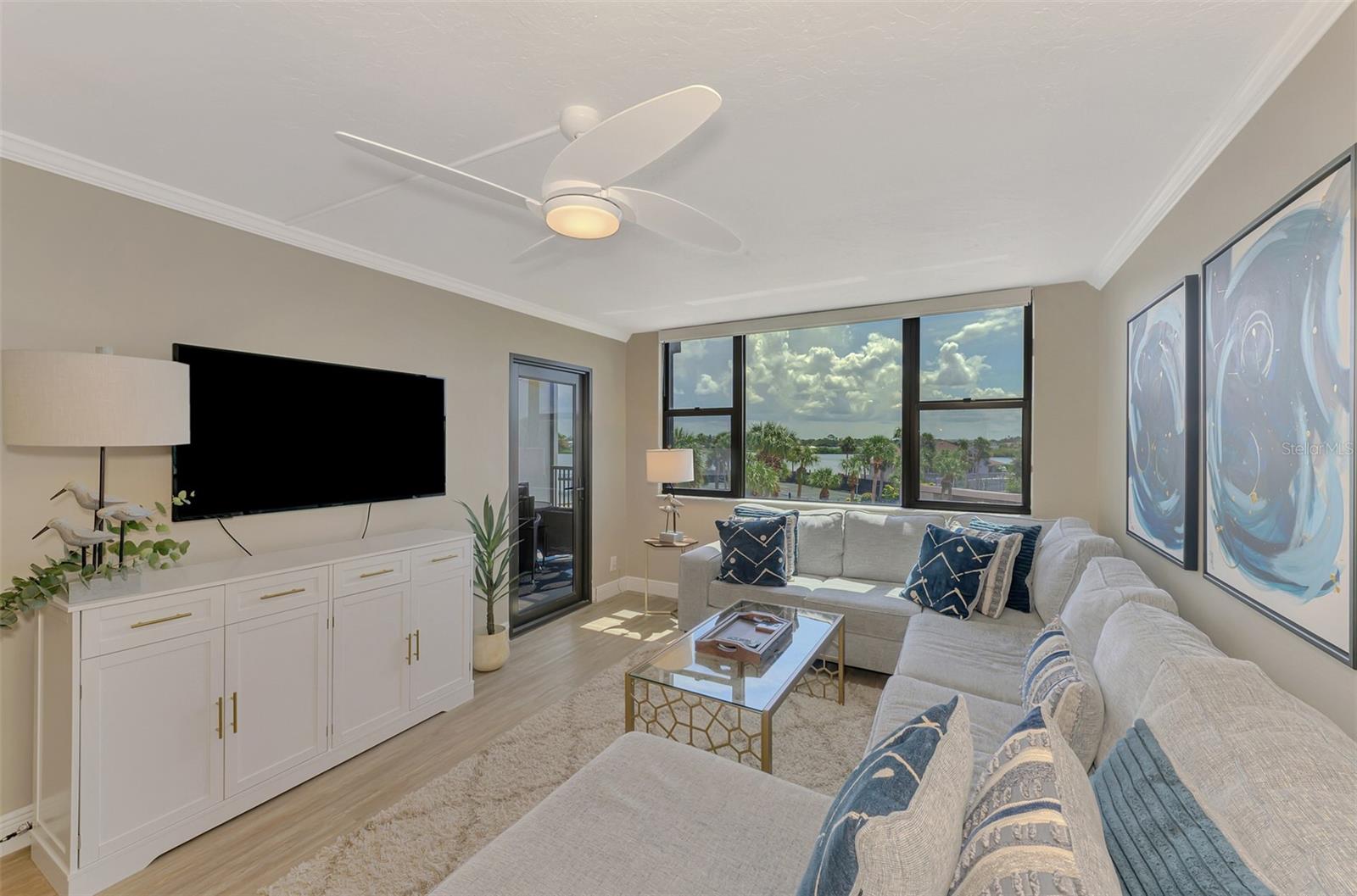 HARBOR TOWERS Y & R - Residential