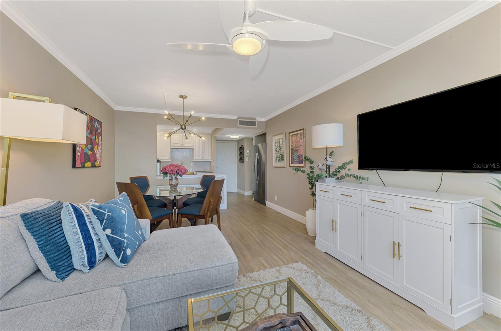 HARBOR TOWERS Y & R - Residential