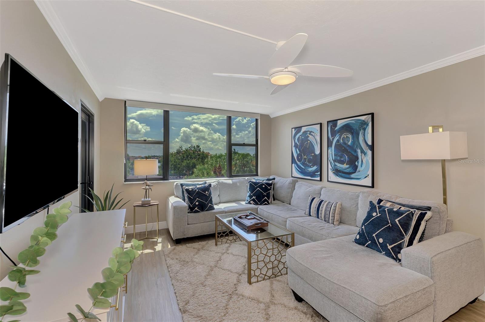 HARBOR TOWERS Y & R - Residential