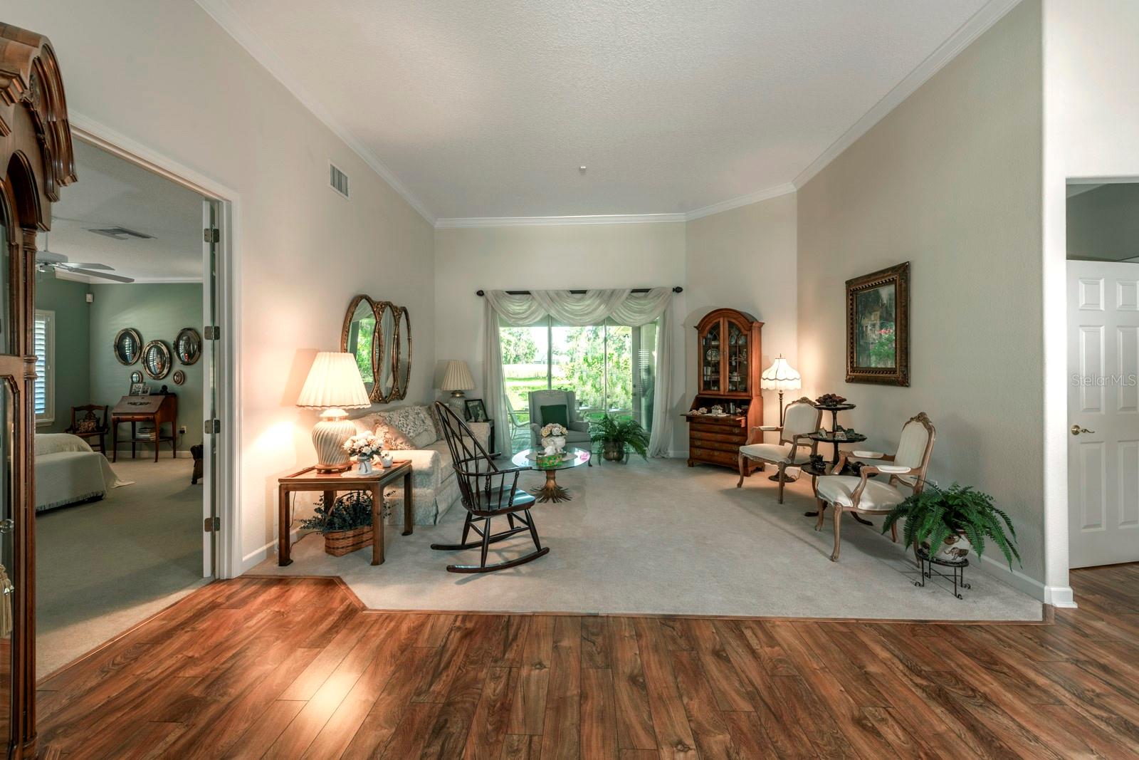5046 GREENBRIAR TRAIL