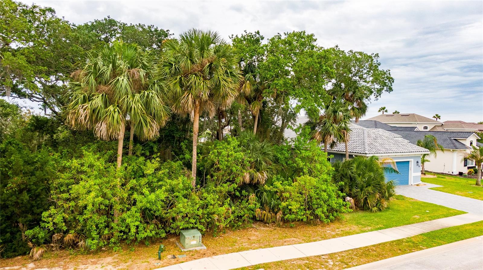 60 N RIVERWALK DRIVE