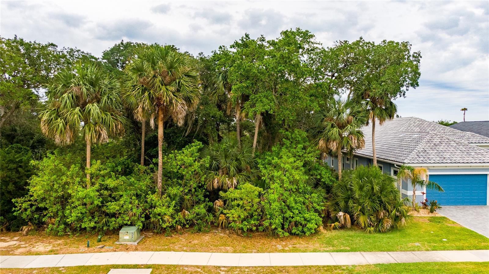 60 N RIVERWALK DRIVE