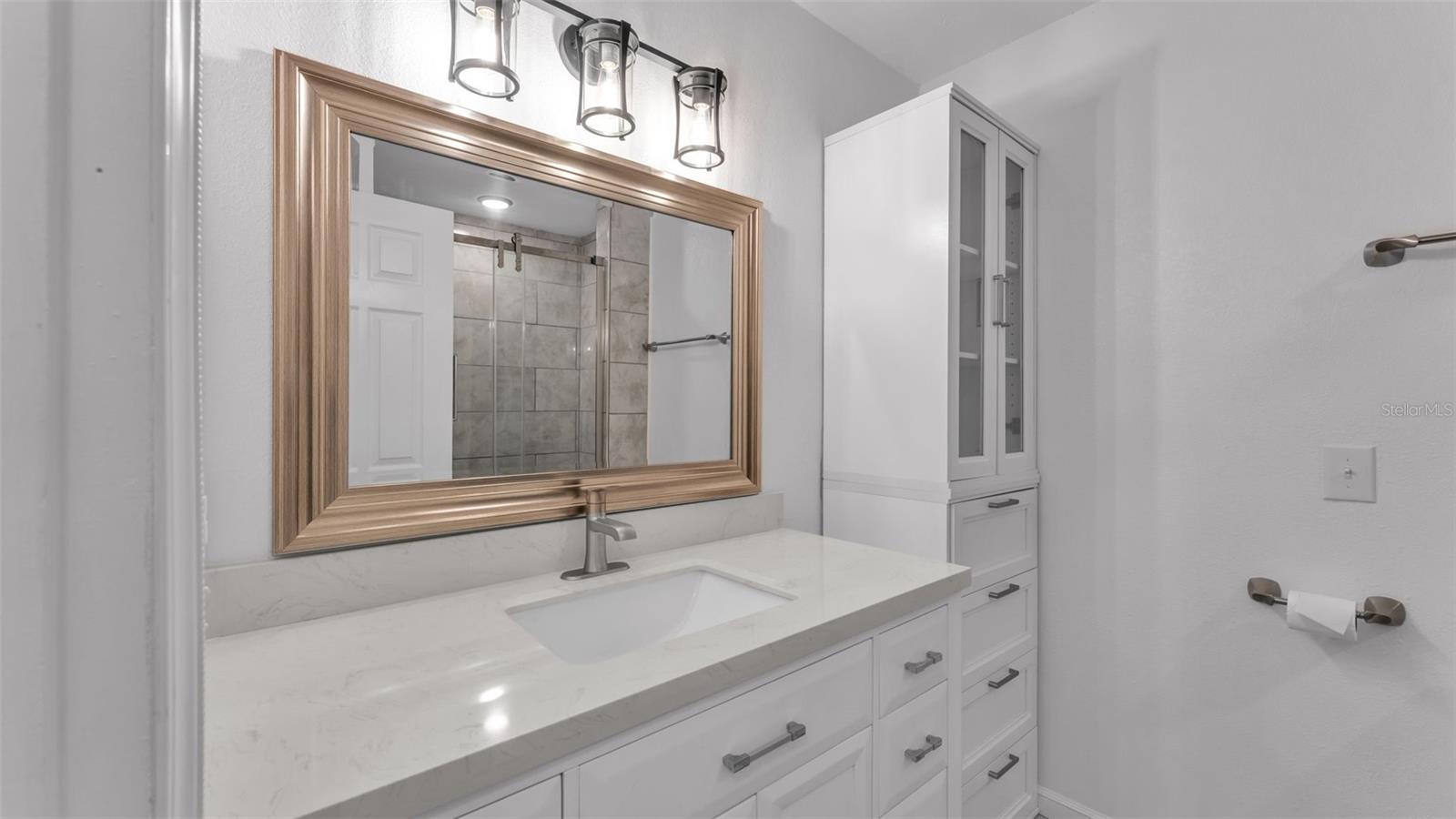 LAWNDALE - Residential