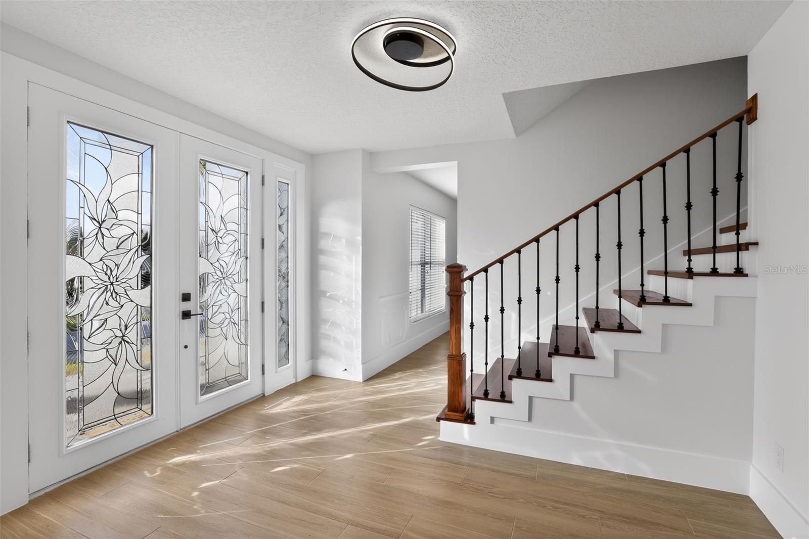 1815 SENECA BOULEVARD