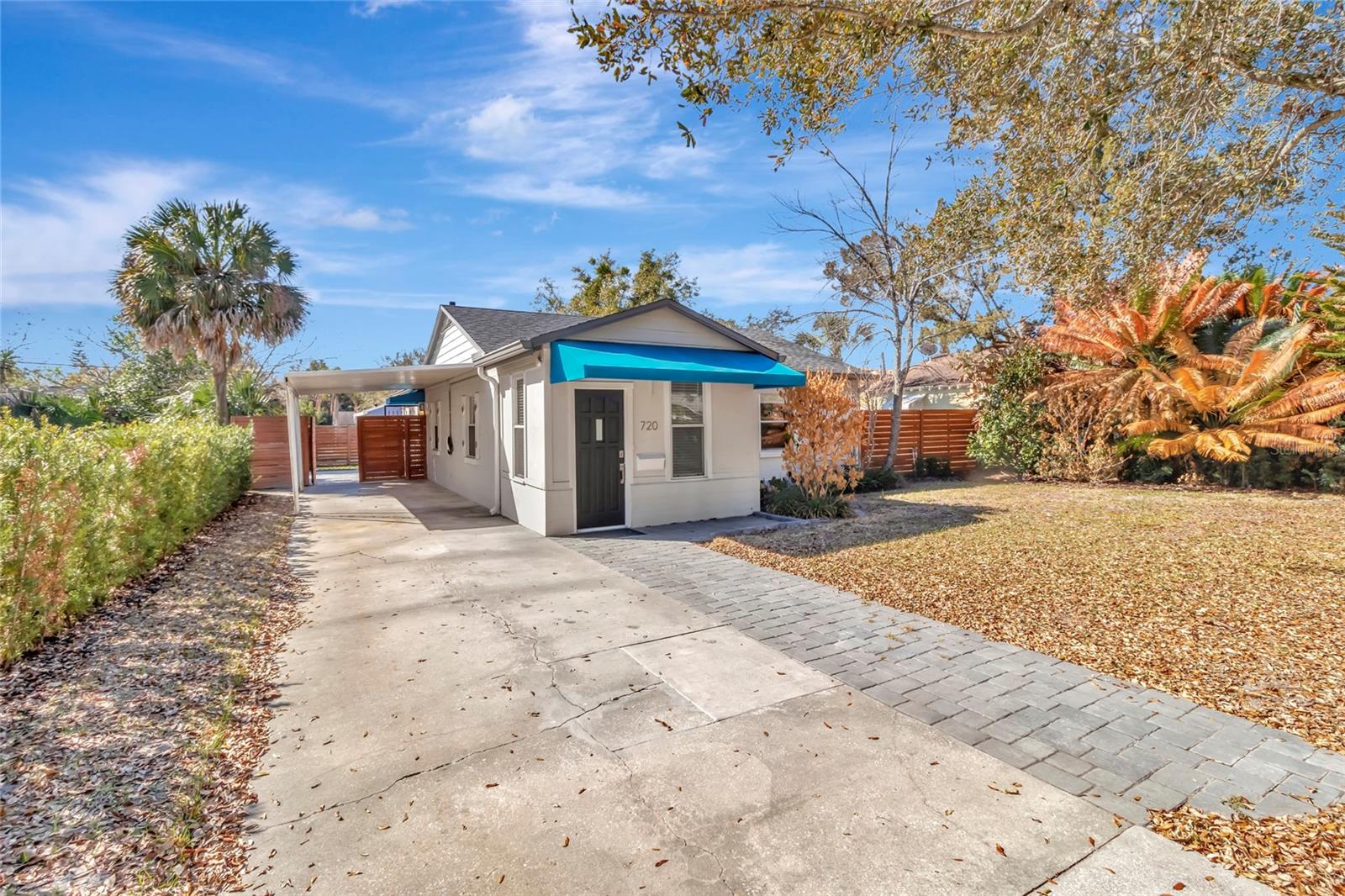 CARVER TOWN - Residential