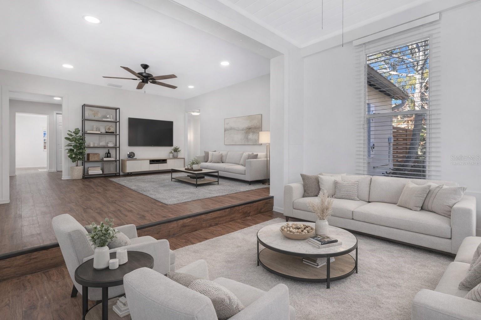 CARVER TOWN - Residential