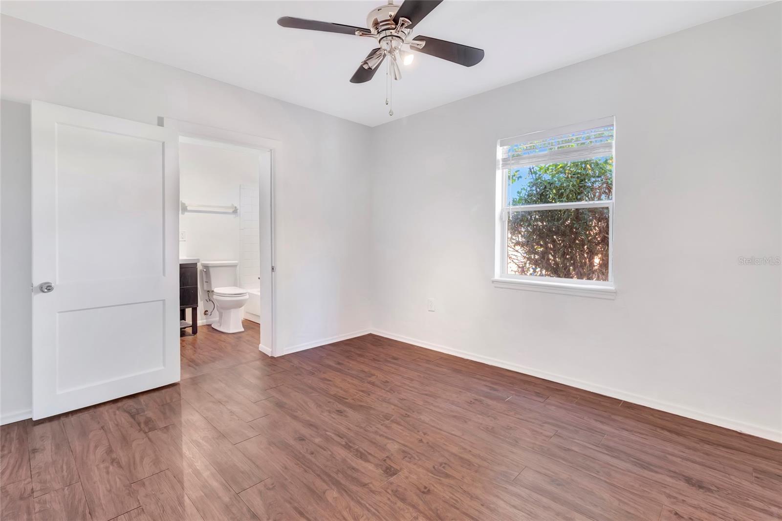 CARVER TOWN - Residential