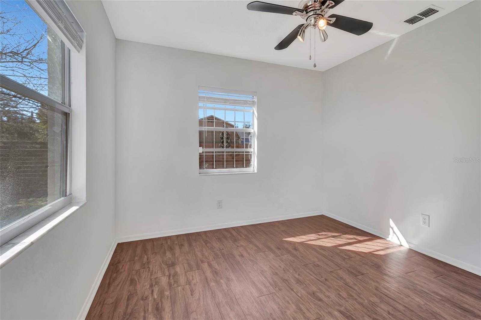 CARVER TOWN - Residential