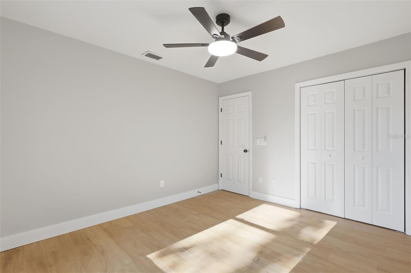 RIVERSIDE ESTATES - Residential