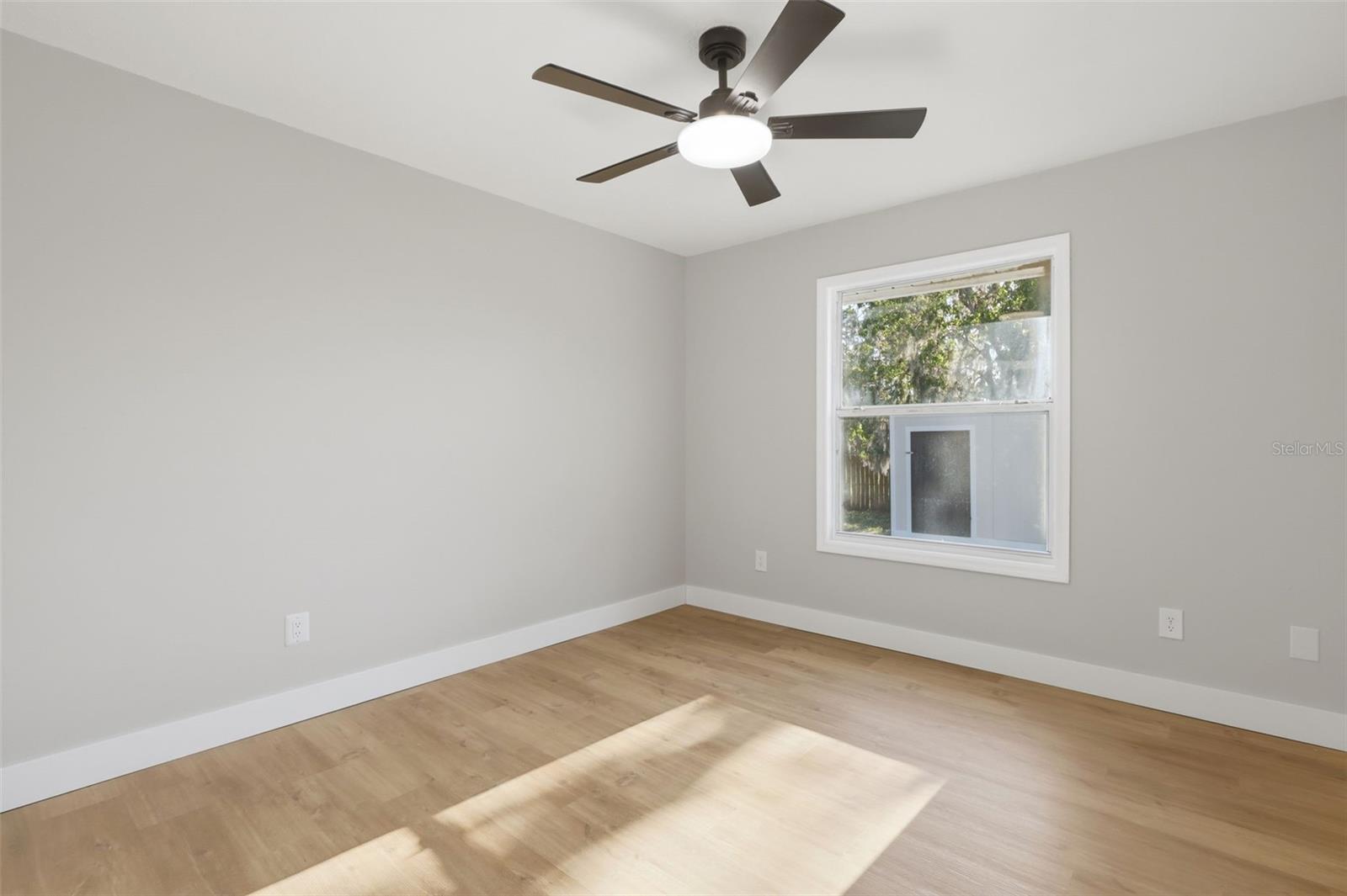 RIVERSIDE ESTATES - Residential