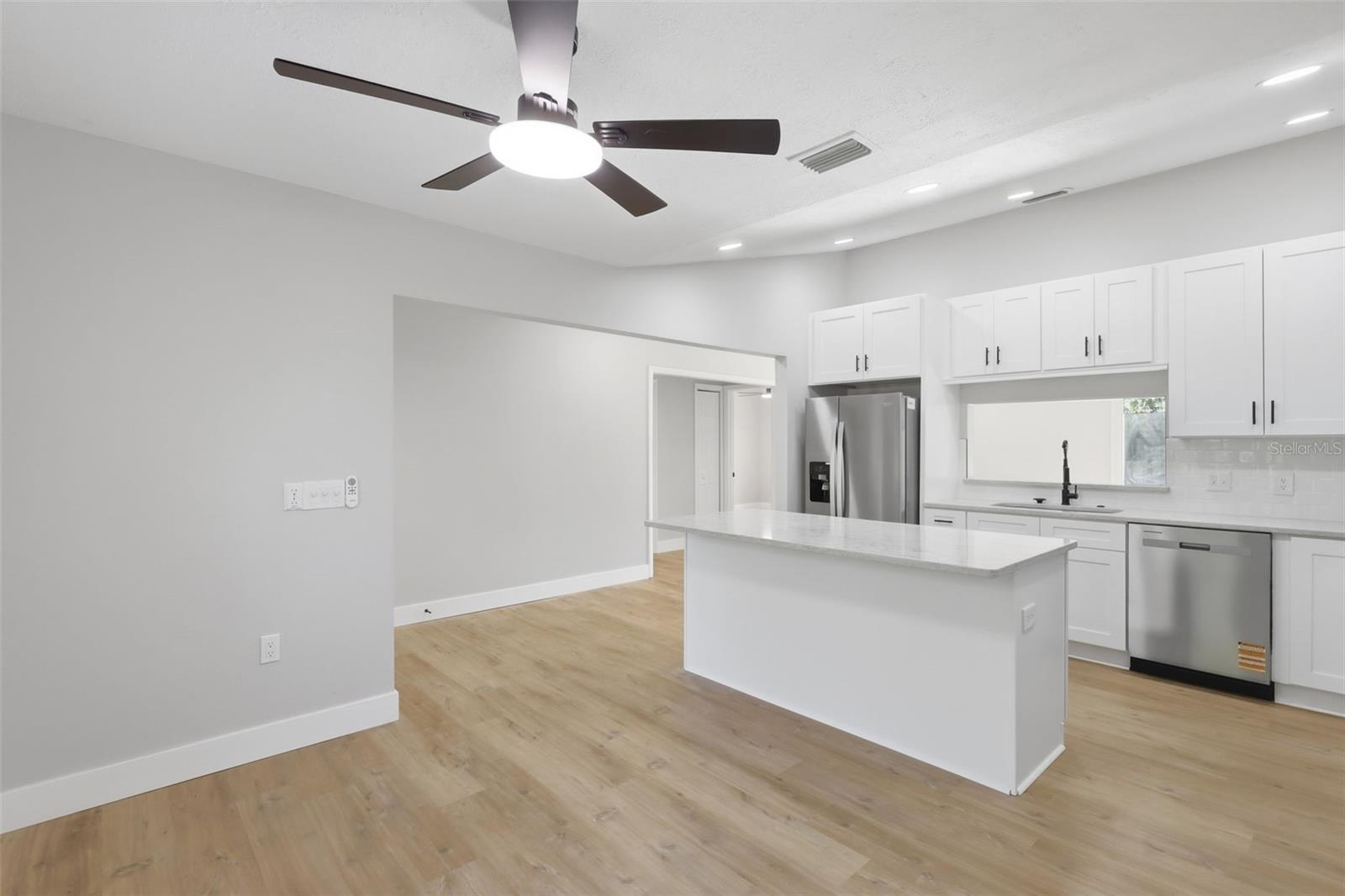 RIVERSIDE ESTATES - Residential