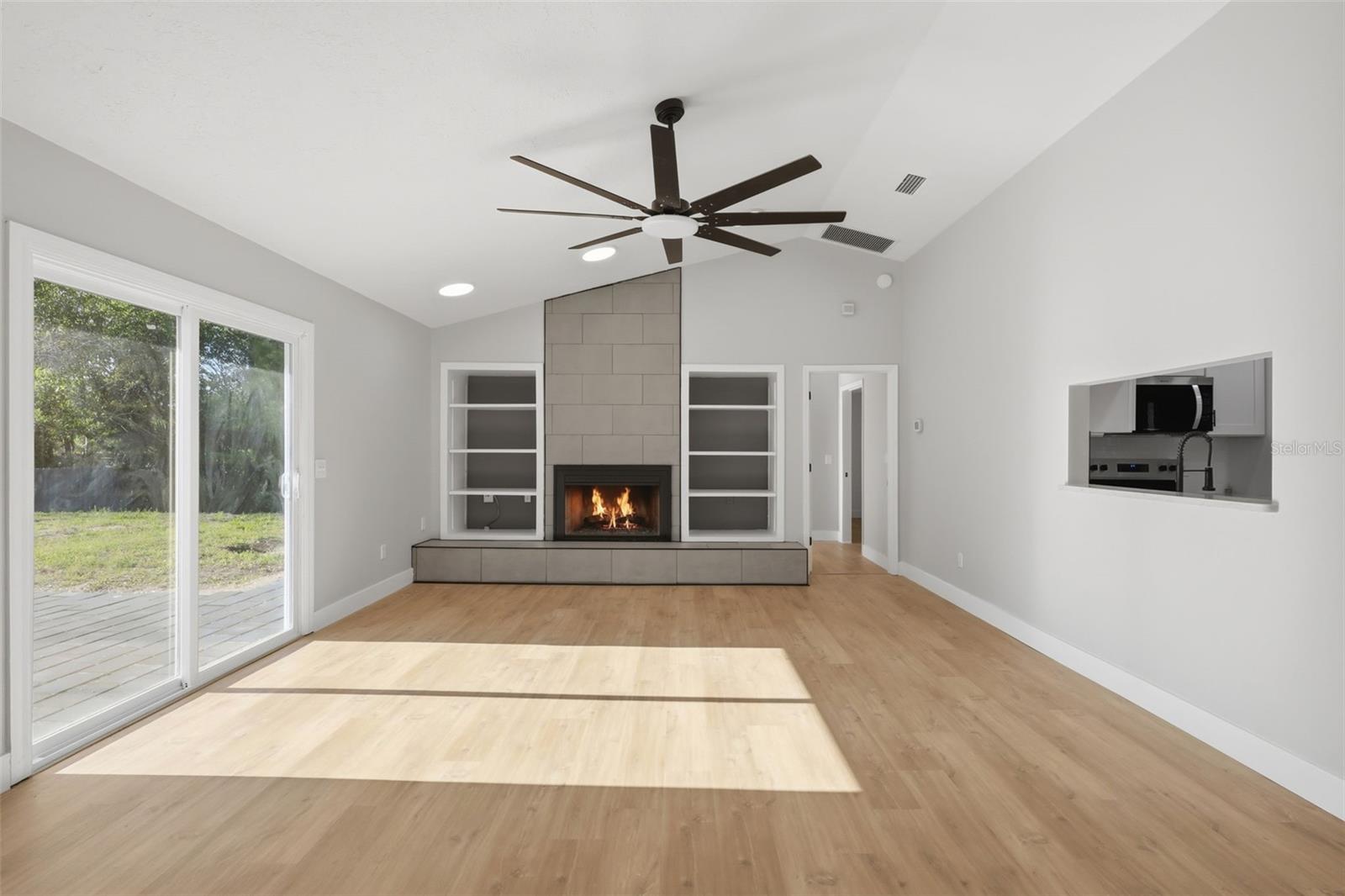 RIVERSIDE ESTATES - Residential