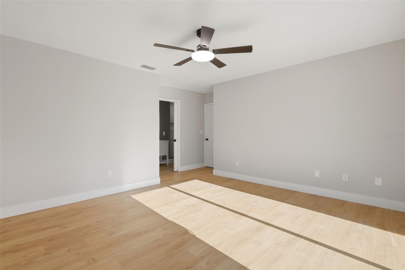 RIVERSIDE ESTATES - Residential