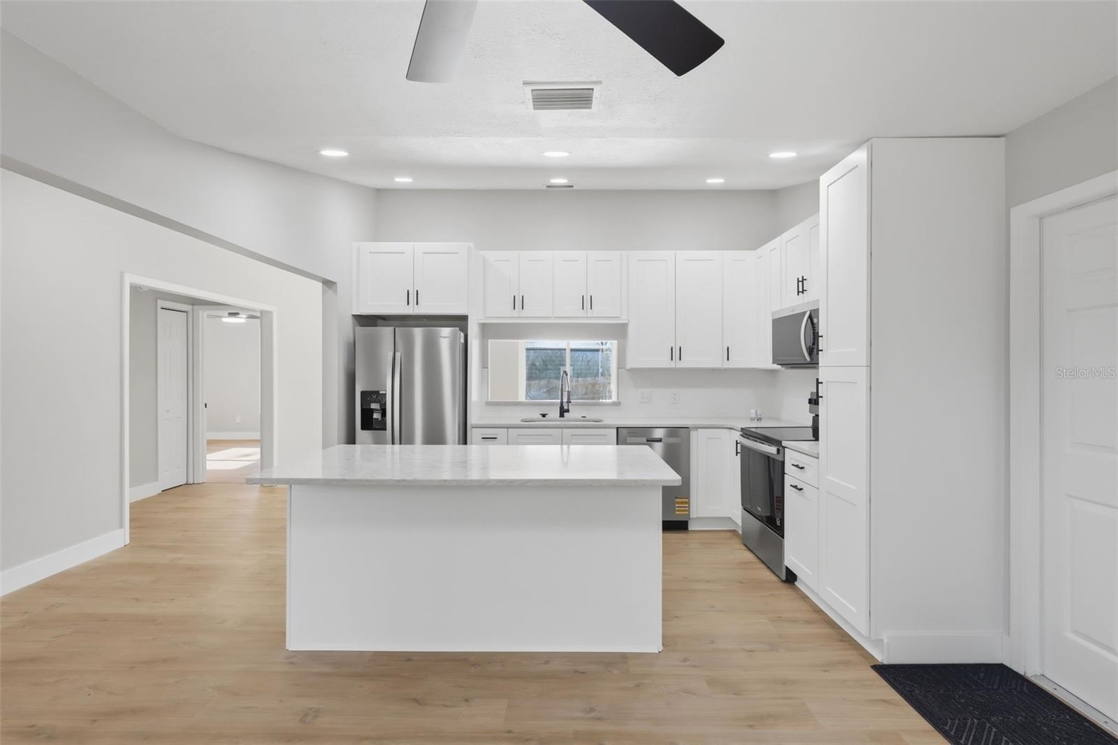 RIVERSIDE ESTATES - Residential