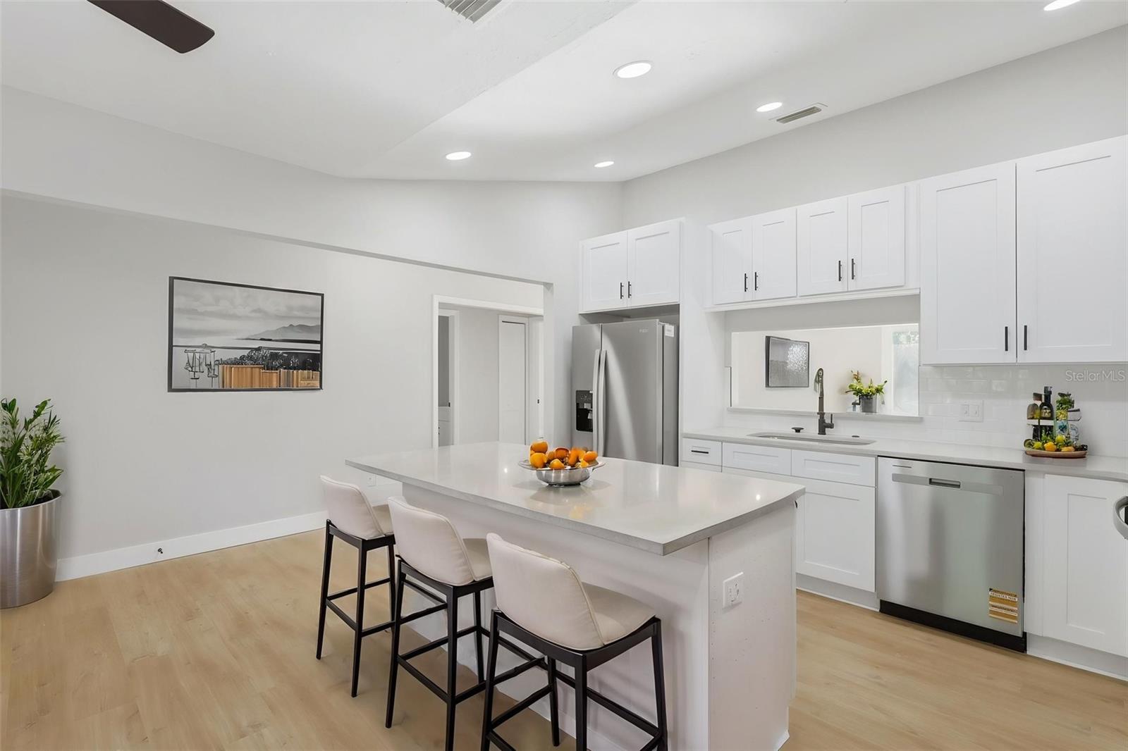 RIVERSIDE ESTATES - Residential