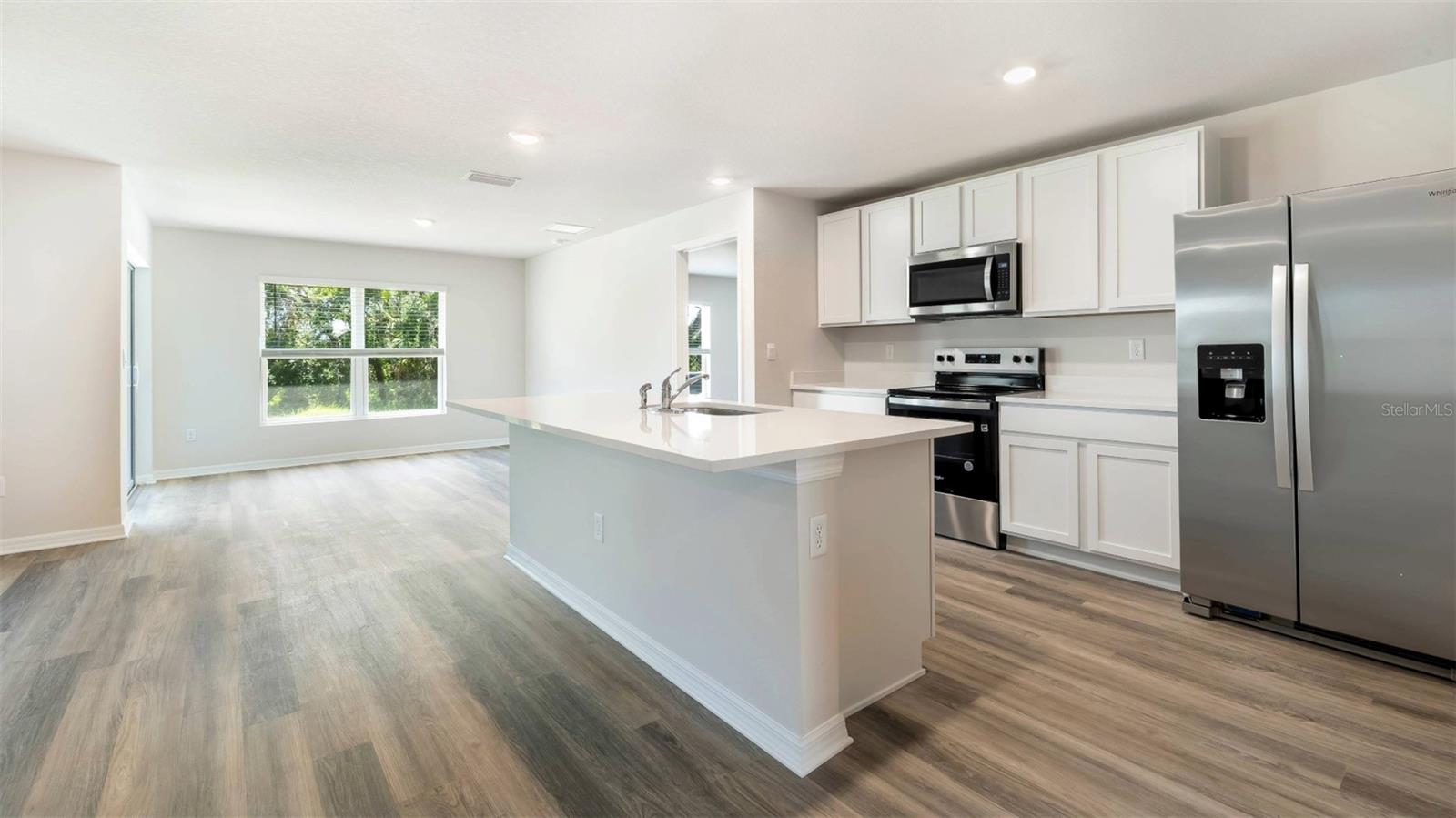 MANDARIN GROVE - Residential