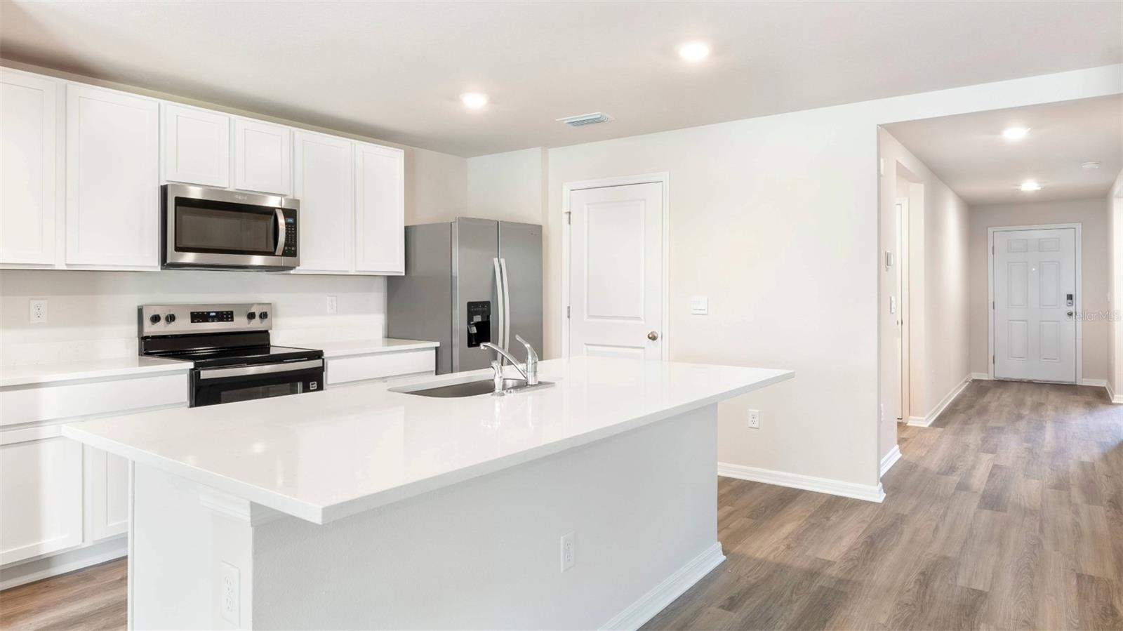 MANDARIN GROVE - Residential