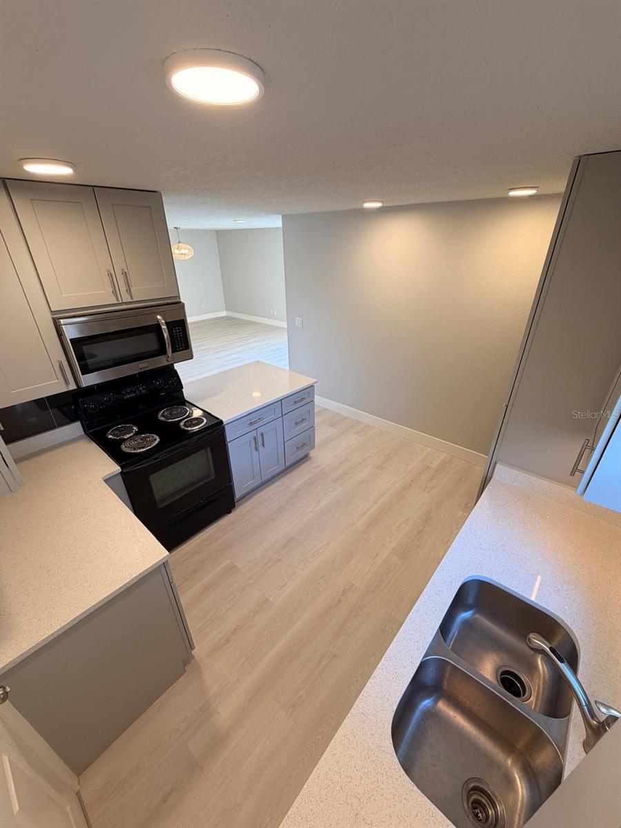 MEADOW WOODS VILLAGE 03 - Residential