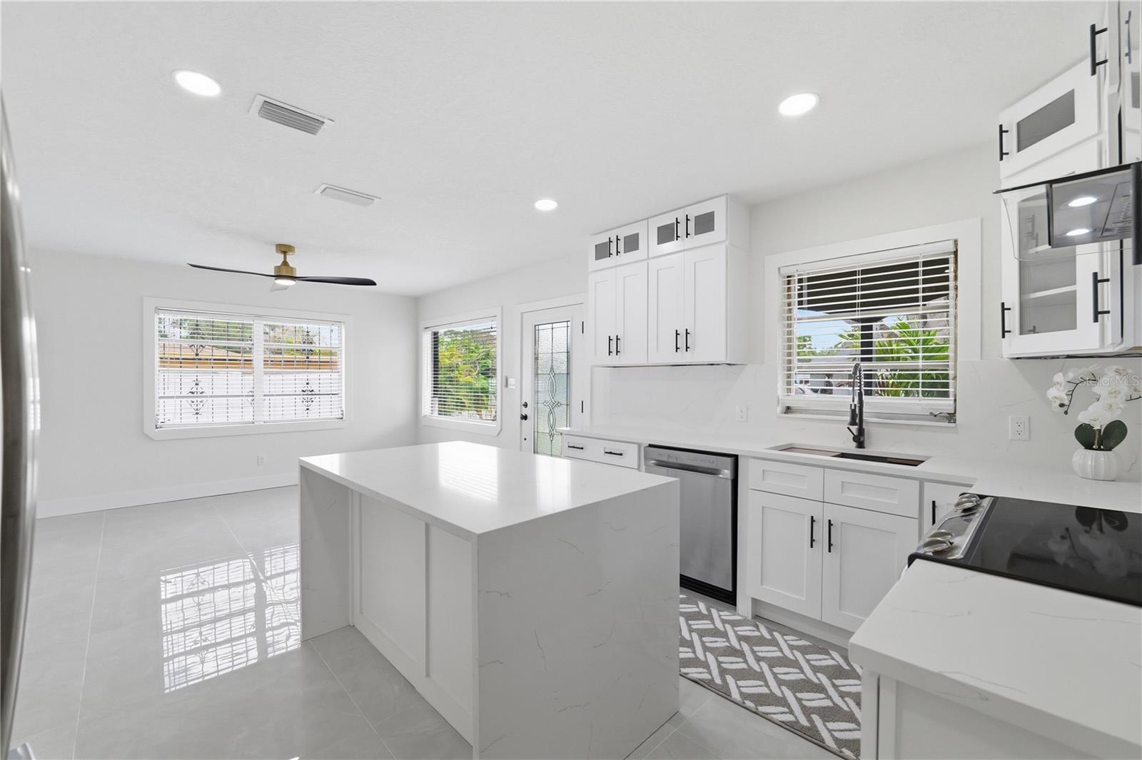 RIO VISTA - Residential