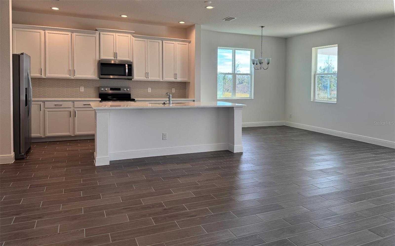 14599 CRESTAVISTA DRIVE