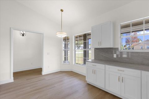 Tiny photo for 14602 Pine Forest Court, Clermont, FL 34711 (MLS # O6398910)