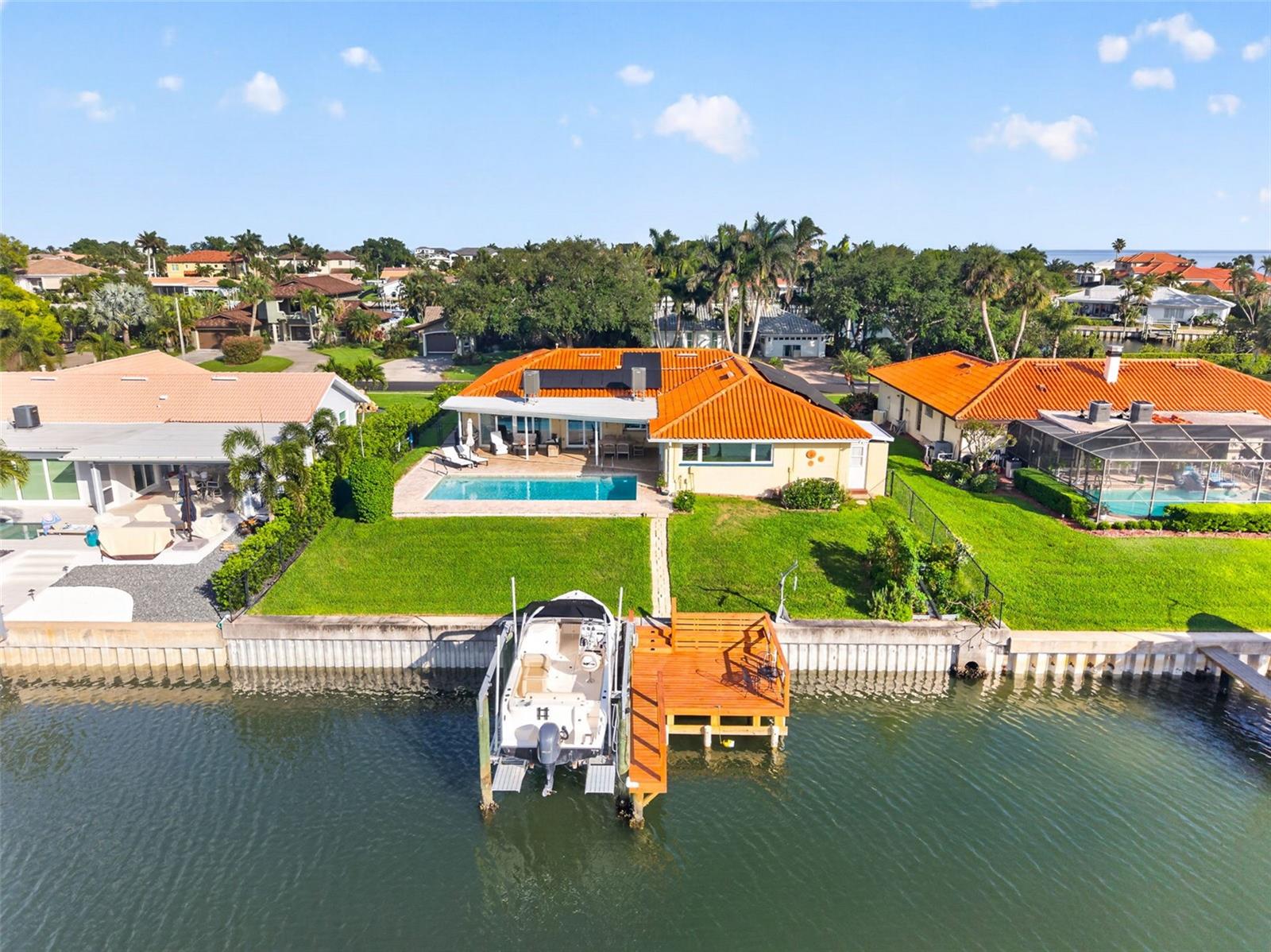 VENETIAN ISLES - Residential