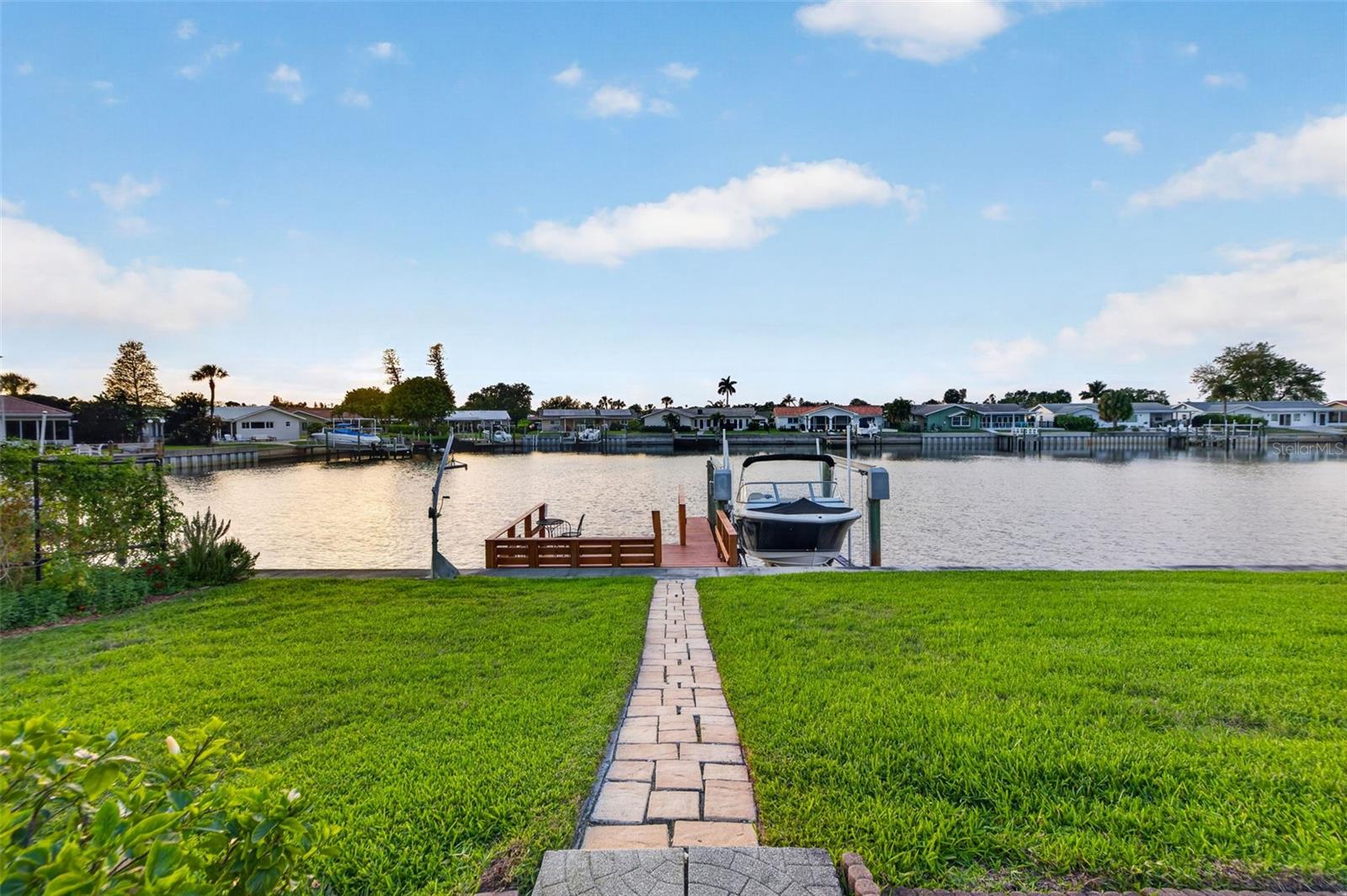 VENETIAN ISLES - Residential