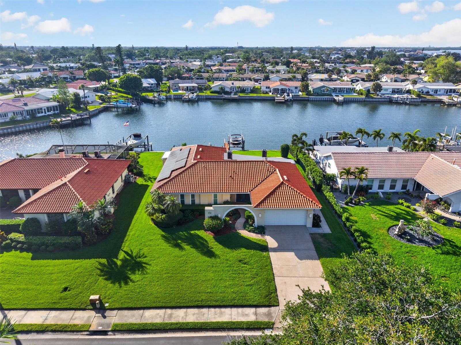 VENETIAN ISLES - Residential